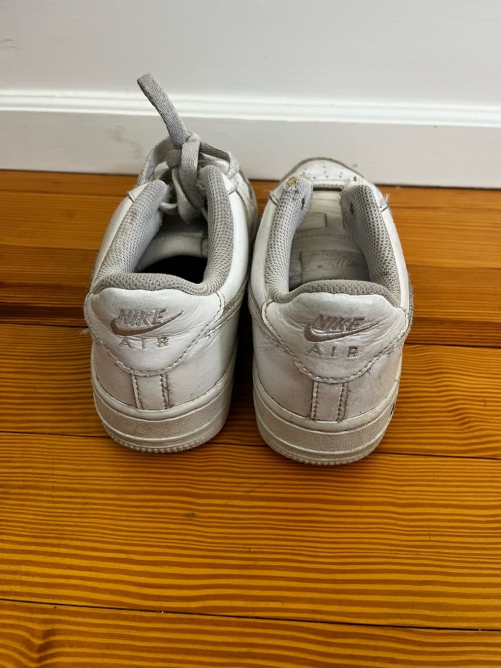 Nike Kids AF1 size 4Y - Picture 5 of 6